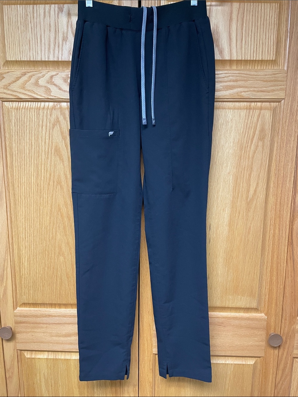 Fabletics Black Women's Scrub Pants in Size XS Tall